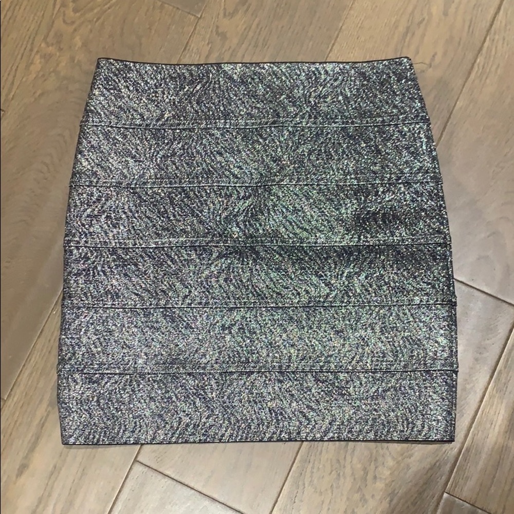Bebe skirt
